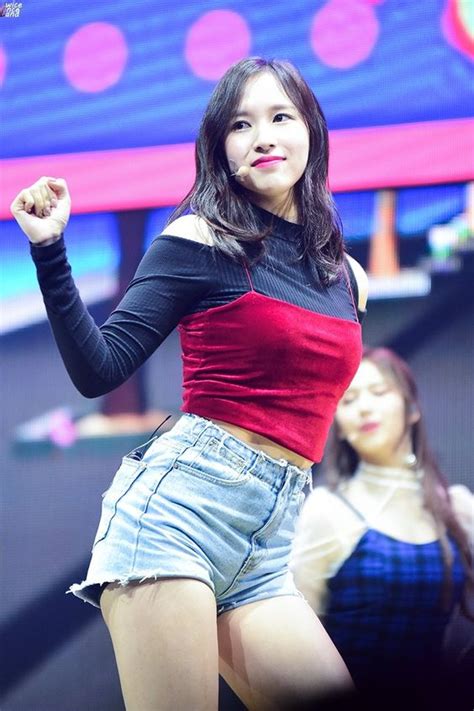 10+ Times TWICE’s Mina Was A Stunning Body